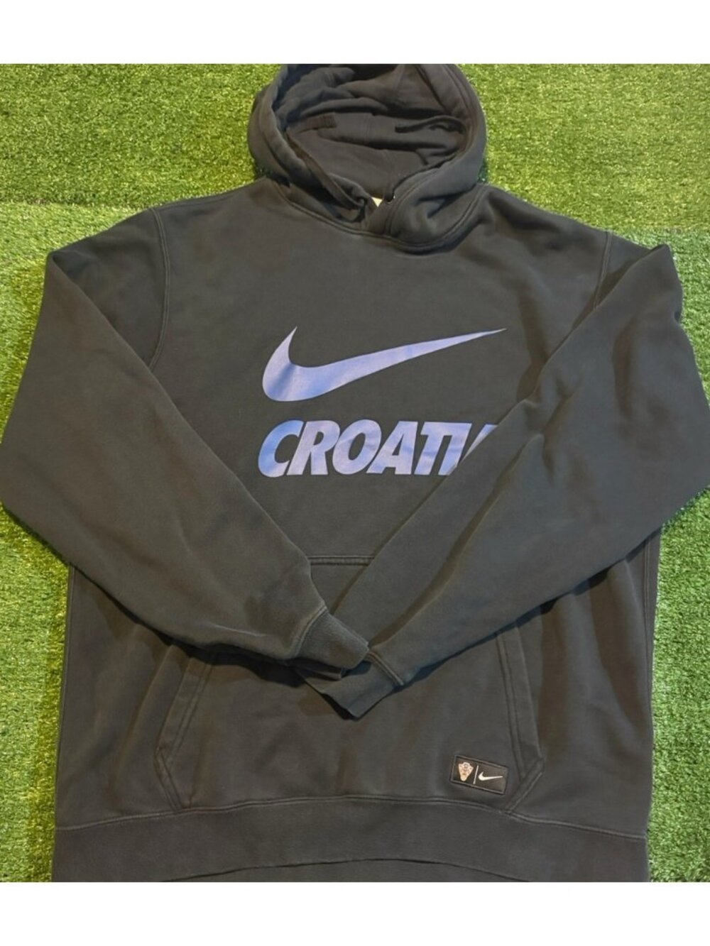 Croatia Hoodie mens medium black blue nike soccer sweatshirt futbol pullover